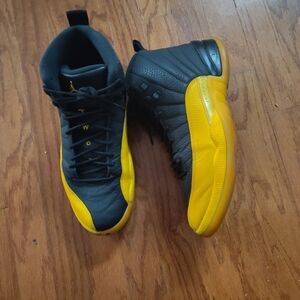 Jordan 12 University Gold
